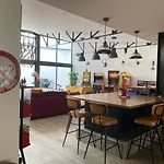 Loft Reims-fr 250m2 Privatifs, Piscine Interieure Chauffee, Et Parking