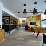 Loft Reims-fr 250m2 Privatifs, Piscine Interieure Chauffee, Et Parking Apartment *