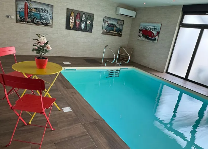 Loft Reims-fr 250m2 Privatifs, Piscine Intérieure Chauffée, Et Parking *